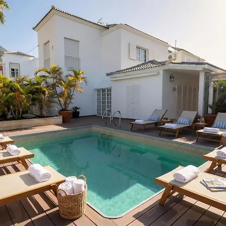 Villa Shanti ヴィラ アデヘ